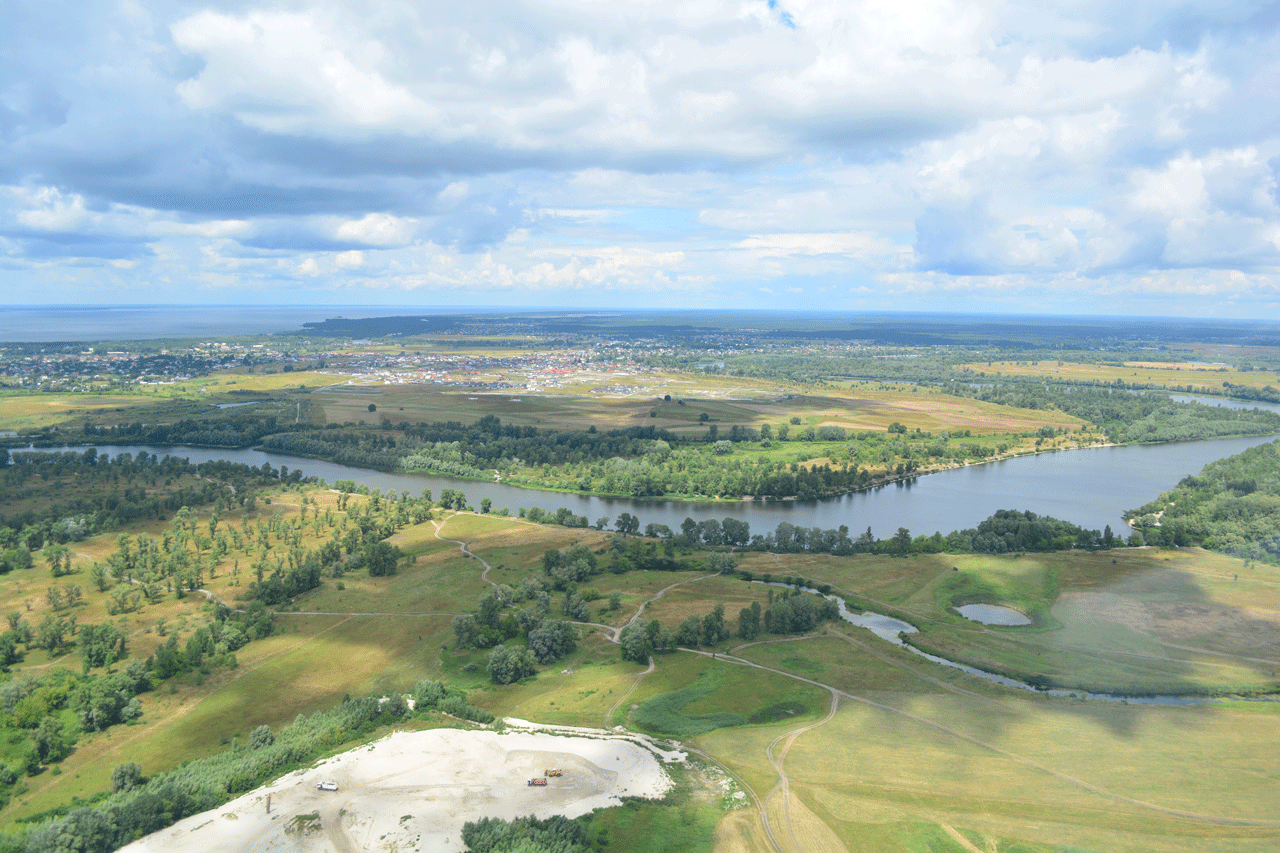 Helicopter flight to the village of Gusintsy – 66 minutes